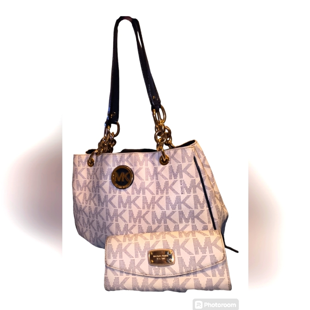 Michael Kors Signature Matching Set Fulton Chain Tote, Wallet and Coin Purse